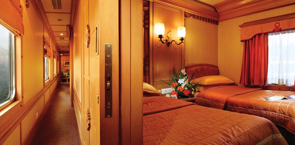 Twin Bedroom on Borad The Golden Chariot